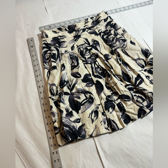 Cabo women’s size 0 white/purple/black/dark blue skirt - Picture 12 of 12